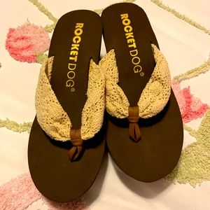 Rocket Dog Women's Dock Crochet Cotton Wedge Sandal